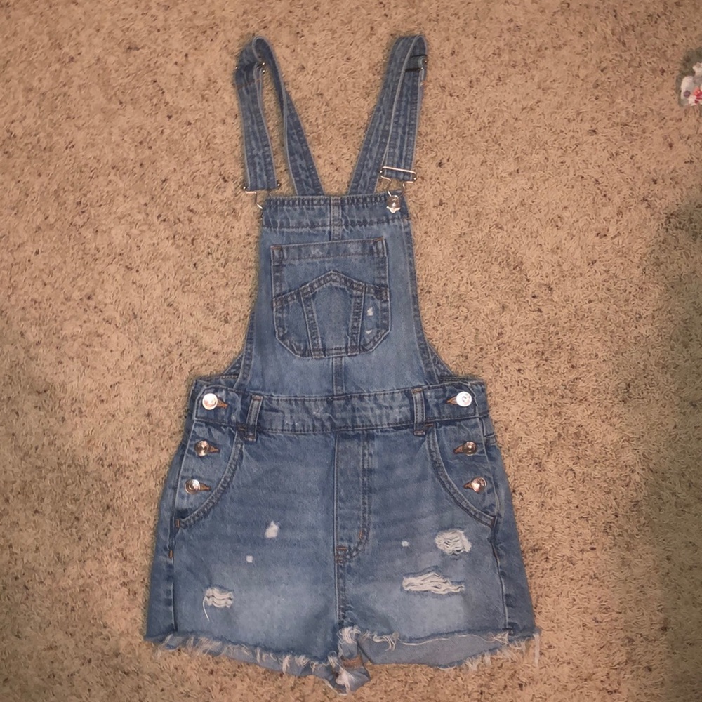 H and m distressed overalls